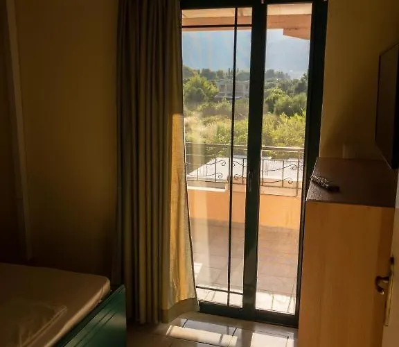 Apart Otel Katopodis Nydri (Lefkada)